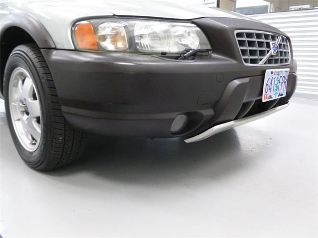 2004 Volvo XC70 Unknown