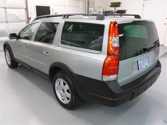 2004 Volvo XC70 Unknown
