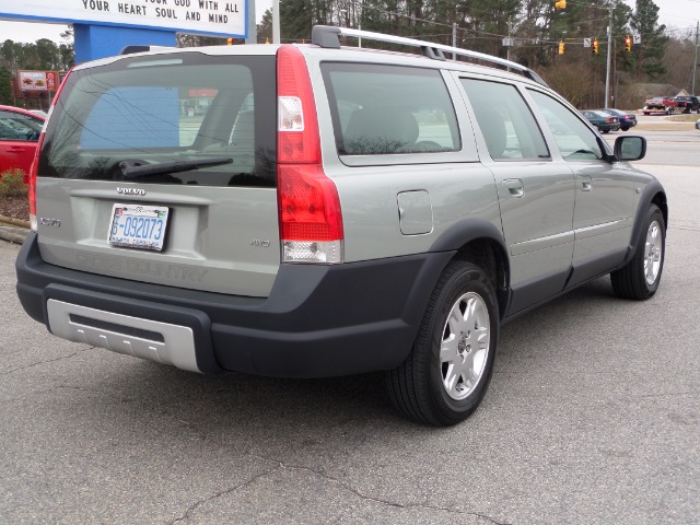 2005 Volvo XC70 LE 4D Passenger Van