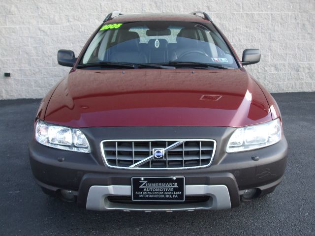 2005 Volvo XC70 LE 4D Passenger Van