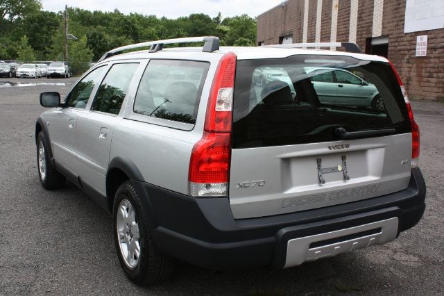 2005 Volvo XC70 LE 4D Passenger Van