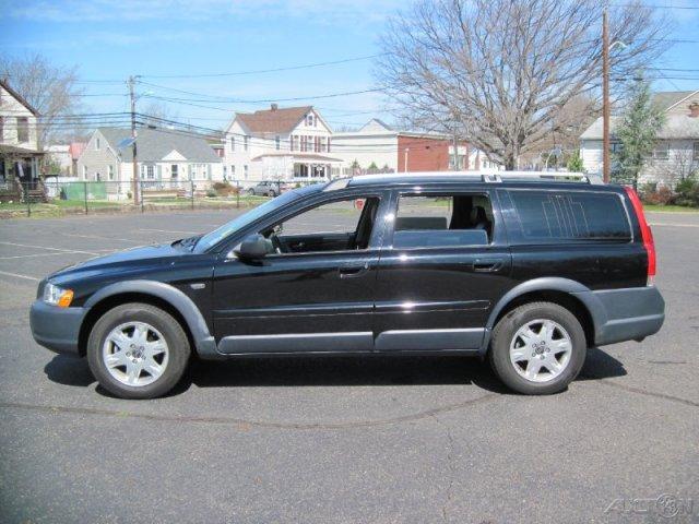 2005 Volvo XC70 Sport 4x4 SUV