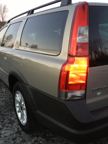 2005 Volvo XC70 Base S SL Mint Highway Miles
