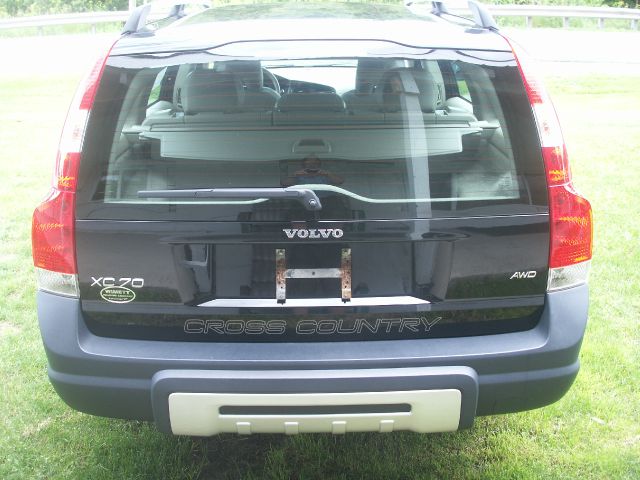 2006 Volvo XC70 LE 4D Passenger Van
