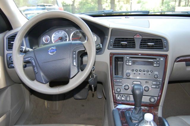 2007 Volvo XC70 LE 4D Passenger Van