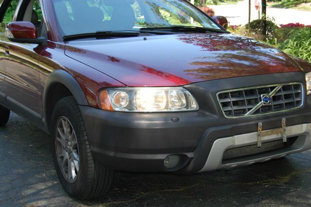 2007 Volvo XC70 LE 4D Passenger Van