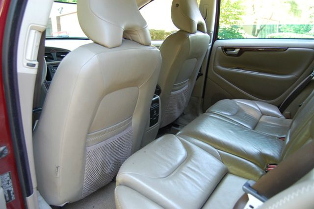 2007 Volvo XC70 LE 4D Passenger Van