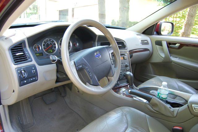 2007 Volvo XC70 LE 4D Passenger Van