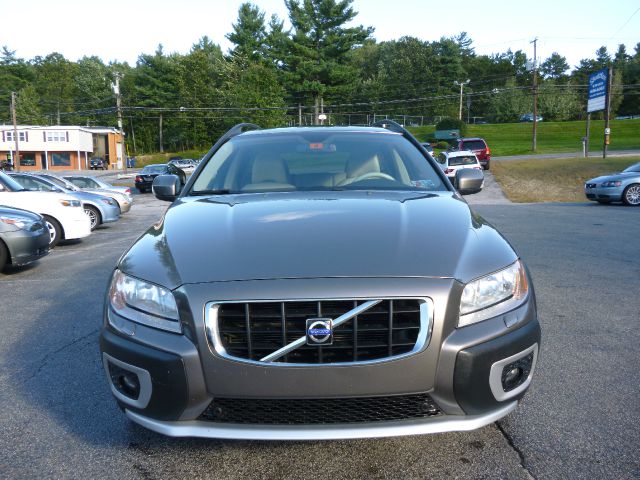 2008 Volvo XC70 LE 4D Passenger Van