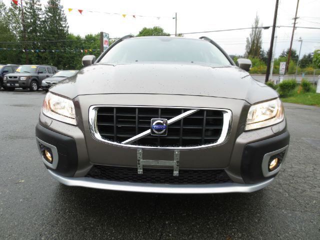 2009 Volvo XC70 Centurion Crew Cab 4WD
