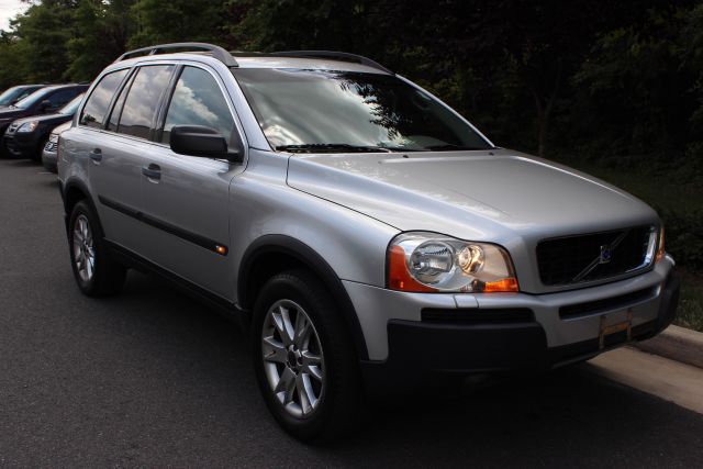 2003 Volvo XC90 3.0si Navigation Pano Htd Sts