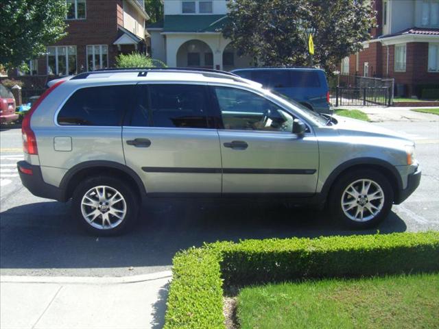 2003 Volvo XC90 LS 35