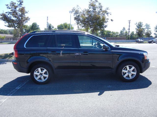 2003 Volvo XC90 3.0si Navigation Pano Htd Sts