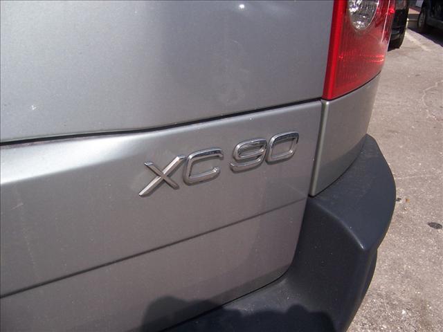 2004 Volvo XC90 4WD 4dr Sport