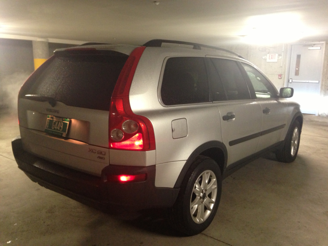 2004 Volvo XC90 Sport 4x4 SUV