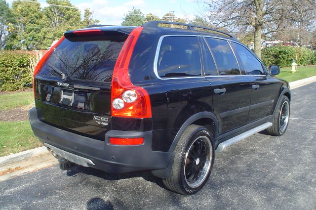 2004 Volvo XC90 3.0si Navigation Pano Htd Sts