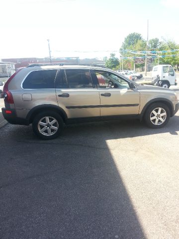 2004 Volvo XC90 Sport 4x4 SUV