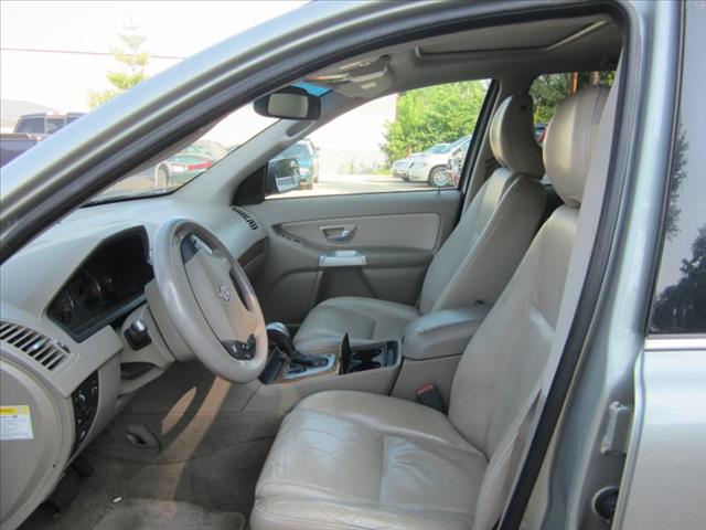2004 Volvo XC90 SD SE 4DR FWD