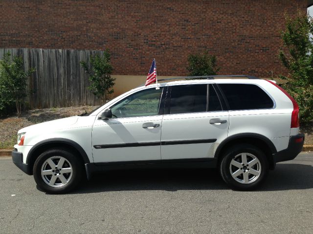 2004 Volvo XC90 4WD 4dr Sport