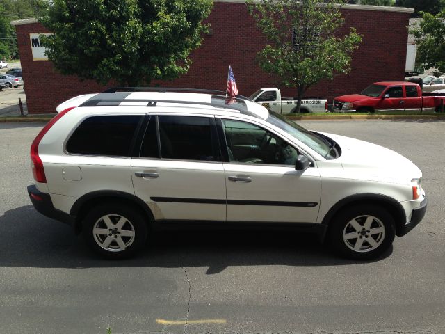 2004 Volvo XC90 4WD 4dr Sport