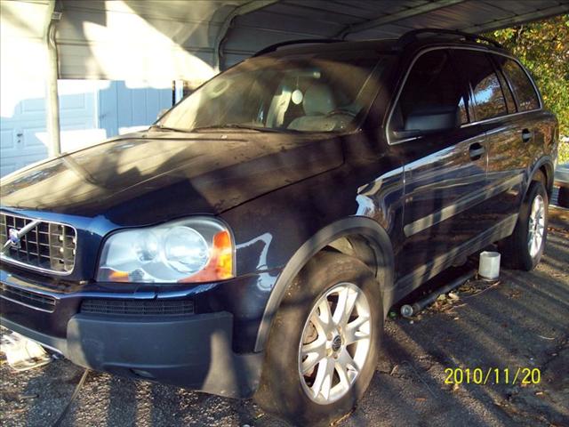 2004 Volvo XC90 LE 4x4 SUV