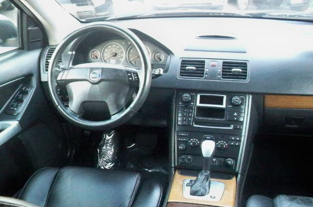 2004 Volvo XC90 Sport 4x4 SUV