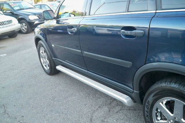 2004 Volvo XC90 Sport 4x4 SUV