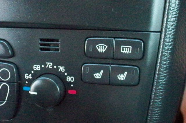 2004 Volvo XC90 Sport 4x4 SUV