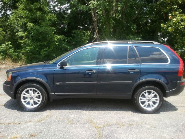 2004 Volvo XC90 3.0si Navigation Pano Htd Sts