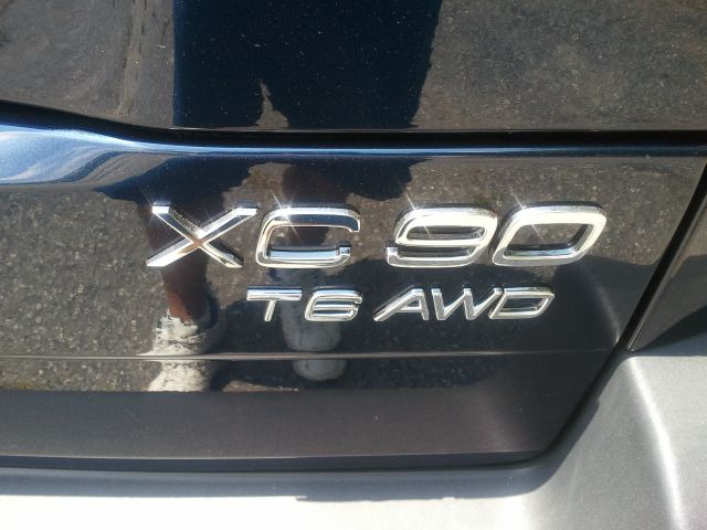 2004 Volvo XC90 3.0si Navigation Pano Htd Sts