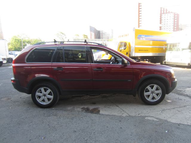 2004 Volvo XC90 Sport 4x4 SUV