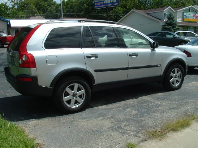 2004 Volvo XC90 Sport 4x4 SUV