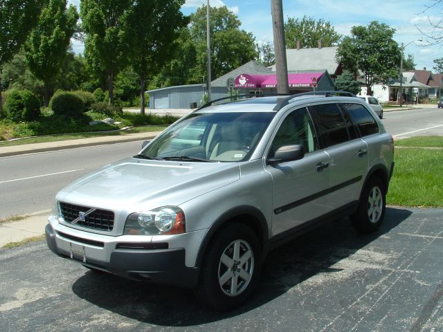 2004 Volvo XC90 Sport 4x4 SUV