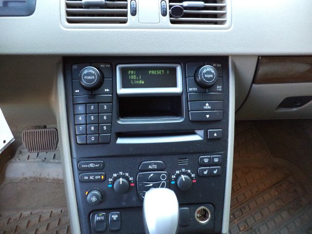 2004 Volvo XC90 Sport 4x4 SUV