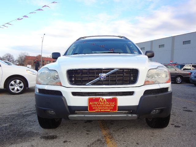 2004 Volvo XC90 3.0si Navigation Pano Htd Sts