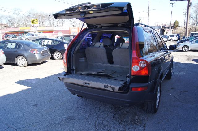 2004 Volvo XC90 Sport 4x4 SUV