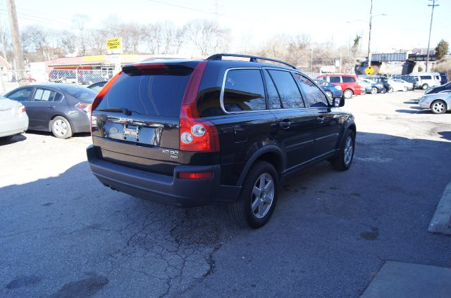 2004 Volvo XC90 Sport 4x4 SUV