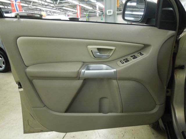 2004 Volvo XC90 3.0si Navigation Pano Htd Sts