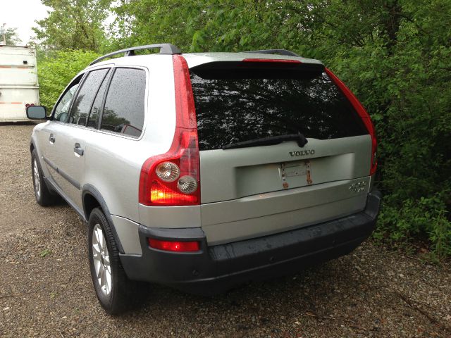 2004 Volvo XC90 3.0si Navigation Pano Htd Sts