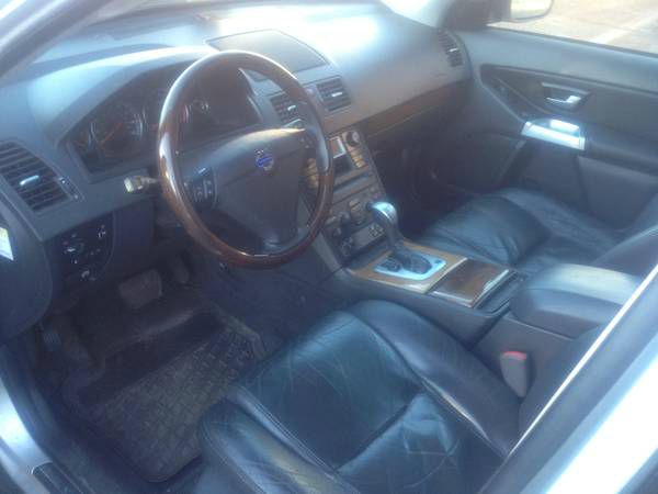 2004 Volvo XC90 3.0si Navigation Pano Htd Sts