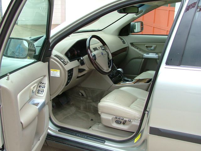 2004 Volvo XC90 3.0si Navigation Pano Htd Sts