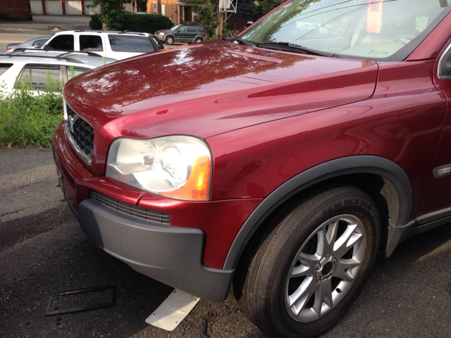 2004 Volvo XC90 Premier AWD DVD