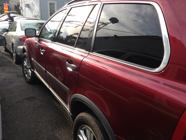 2004 Volvo XC90 Premier AWD DVD