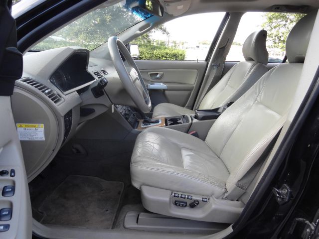 2004 Volvo XC90 4WD 4dr Sport