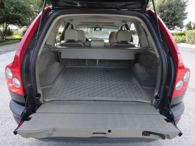 2004 Volvo XC90 4WD 4dr Sport