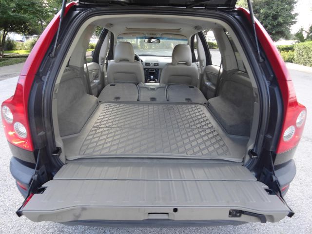 2004 Volvo XC90 4WD 4dr Sport