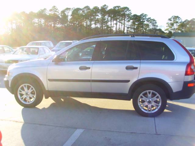2004 Volvo XC90 4WD 4dr Sport
