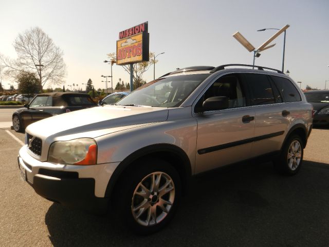 2004 Volvo XC90 3.0si Navigation Pano Htd Sts
