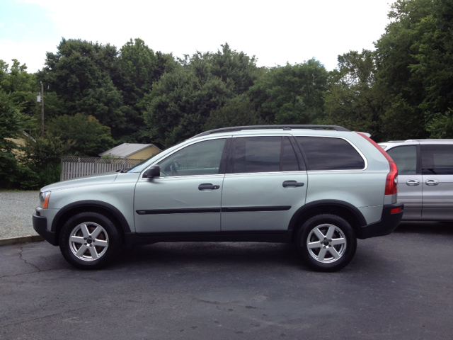 2004 Volvo XC90 4WD 4dr Sport