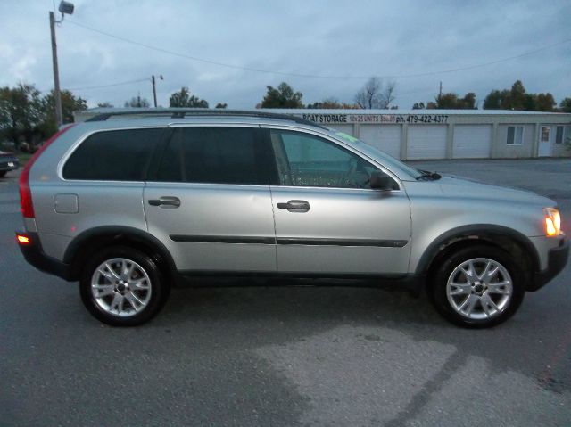 2004 Volvo XC90 Sport 4x4 SUV